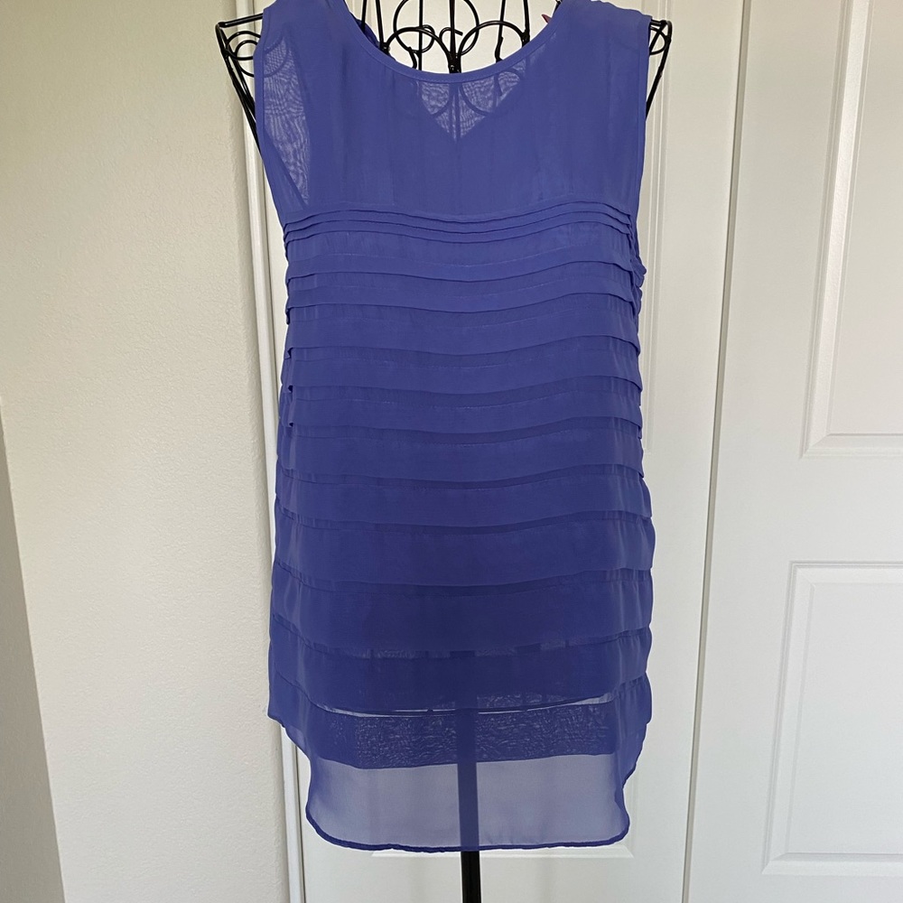 Vince Camuto Top - Picture 2 of 8